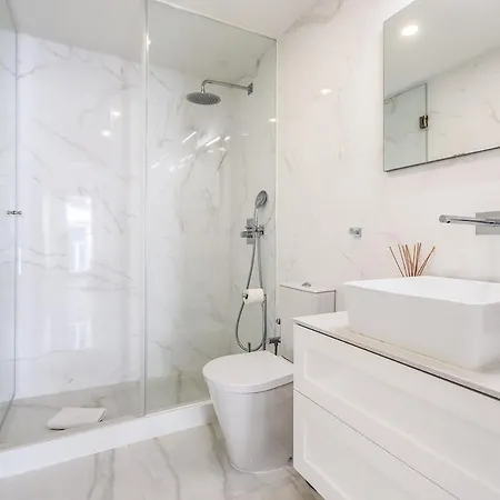 Principe Real Stylish Modern With Ac Apartmán *