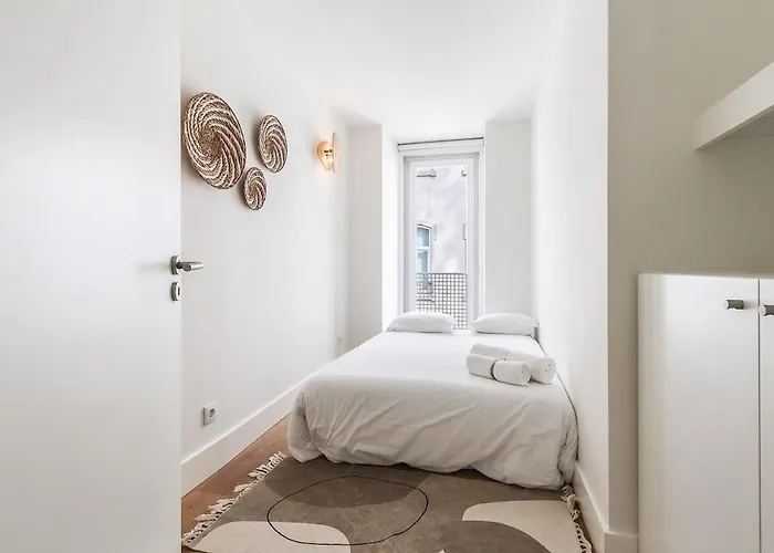 Principe Real Stylish Modern With Ac Apartment *
