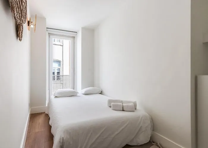 Principe Real Stylish Modern With Ac