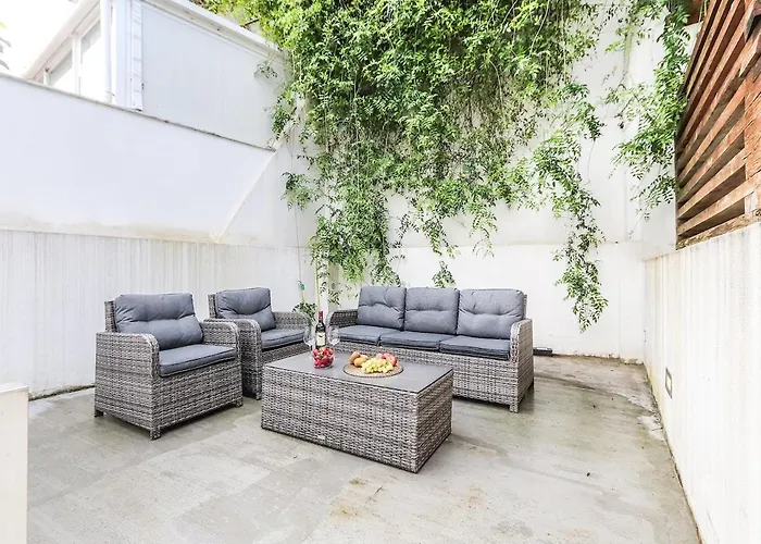 Apartment Principe Real Stylish Modern With Ac