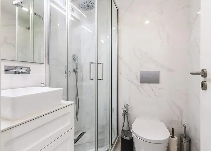 Principe Real Stylish Modern With Ac Apartment Lisbon
