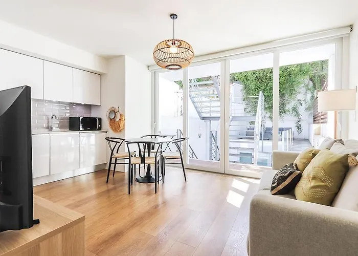 Apartment Principe Real Stylish Modern With Ac Lisbon